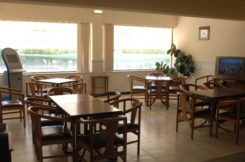 Elxadai Parque Hotel Елвас Екстериор снимка